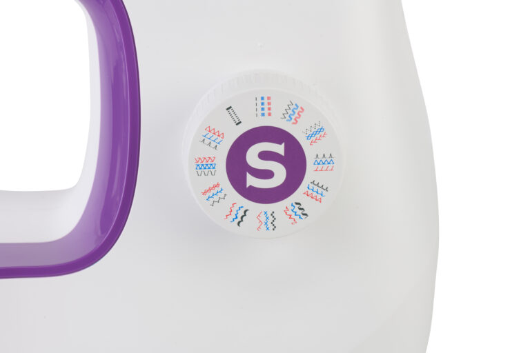 Máquina de Coser Singer M3505C 32 Puntadas Ojal Automático - Imagen 4