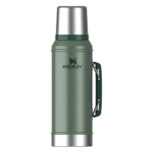 Termo Stanley Classic 950 ml con Manija y Tapón Cebador
