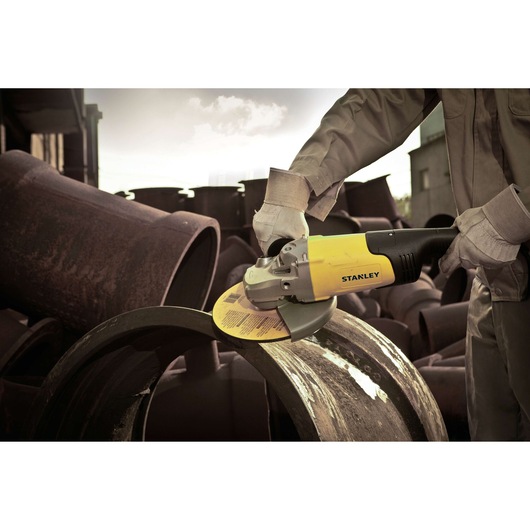 Amoladora Angular Stanley STGL2218‑AR 2200 W 180 mm 7” - Imagen 4